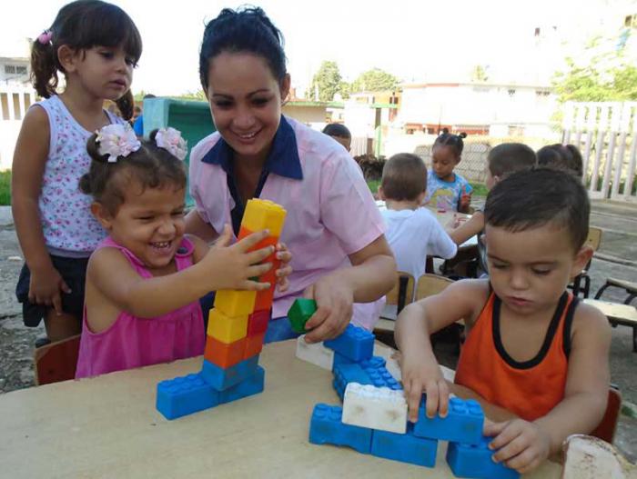 circulo infantil dedicatoria fidel