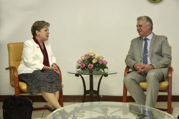 diaz canel alicia barcenas