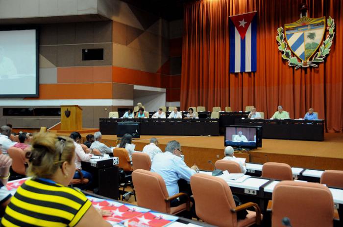 diaz canel asamblea