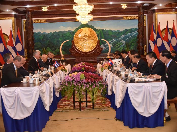 diaz canel laos5