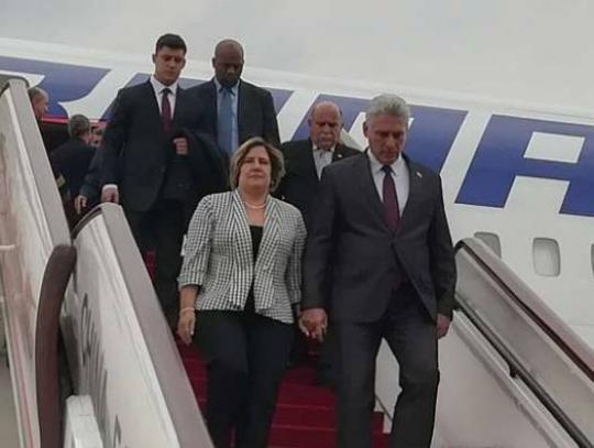 diaz canel llega china