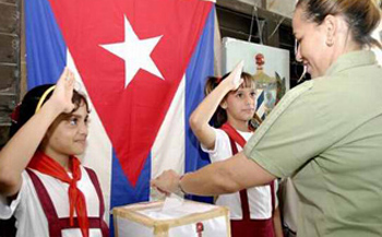 elecciones-cuba-pioneros