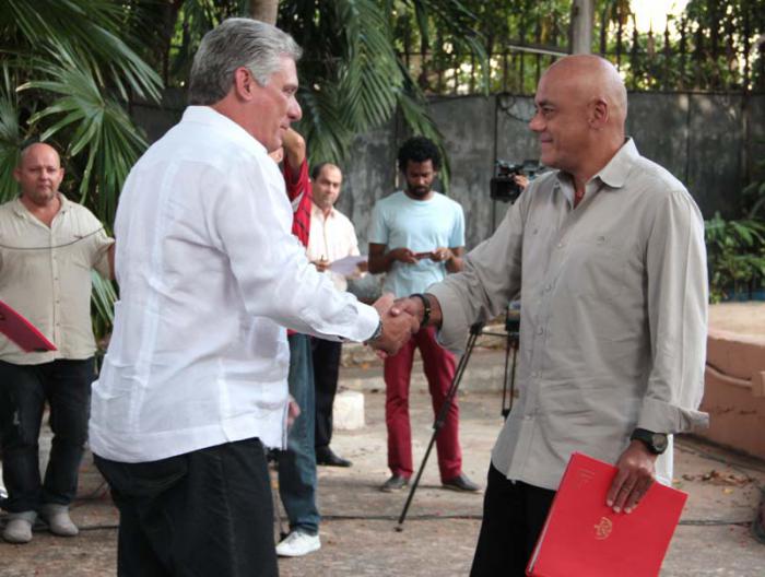 guantanamo firmas cubanos venezuelanoesamenaza