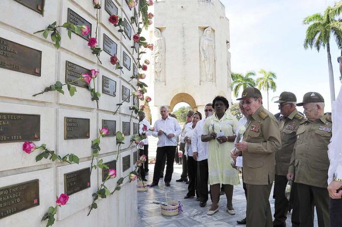 homenaje heroes martires5