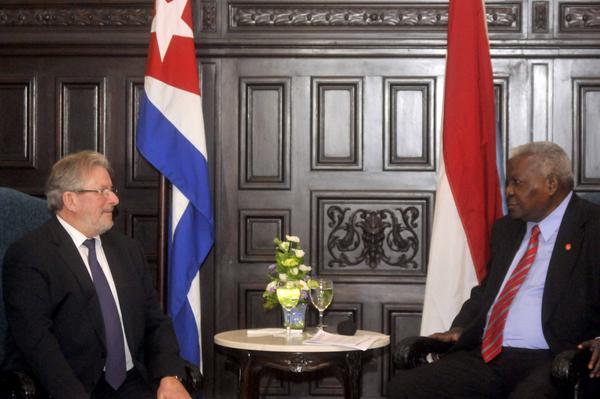 lazo presidente asamblea luxemburgo