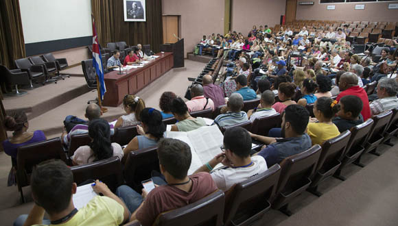 partido-discusion
