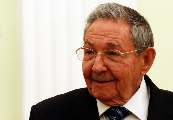 putin-y-raul-en-el-kremlin-4-ap