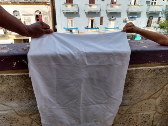 paños blaco covid 580x435