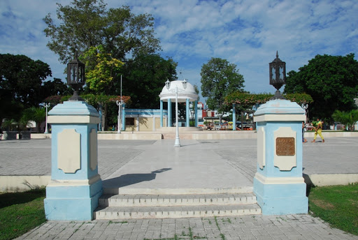plaza 24 febrero