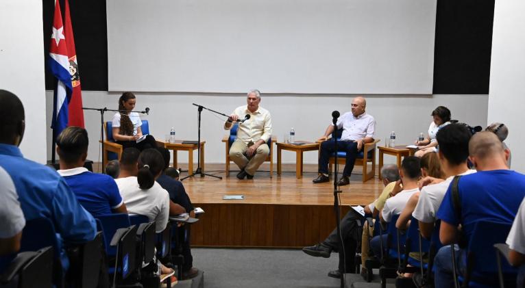 presidente cubano los jovenes tienen que marcar la pauta