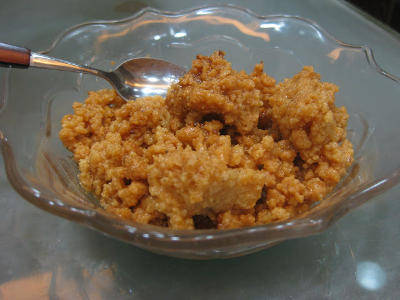 dulce de leche cortada