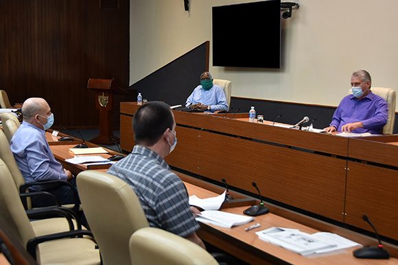 reunion coronavirus presidencia 01 580x387