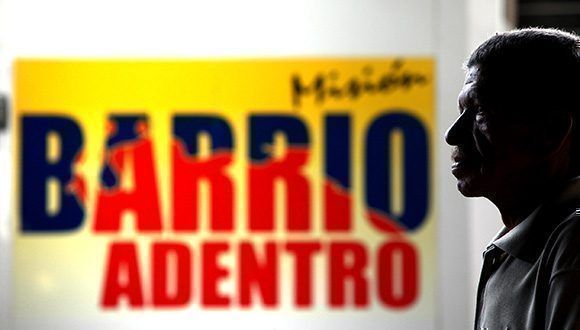 BARRIO ADENTRO 580x330