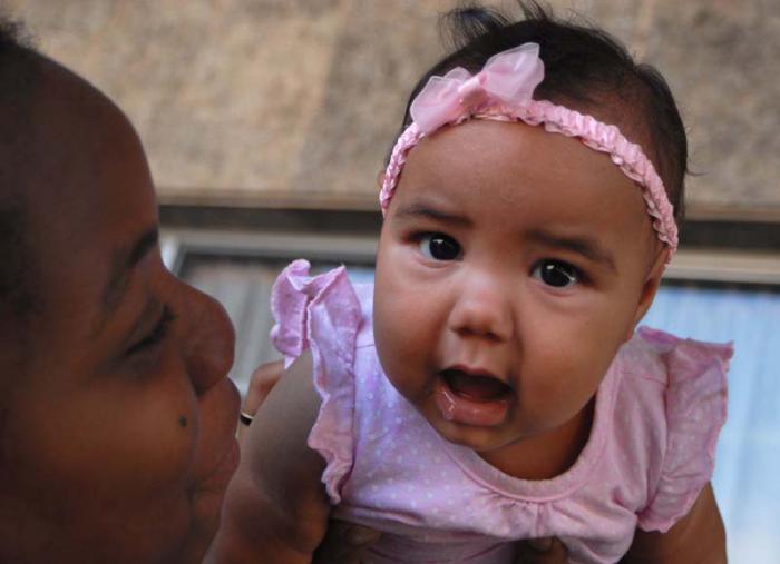 beba tasa mortalidad infantil