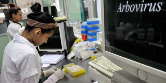 investigadores-580x290