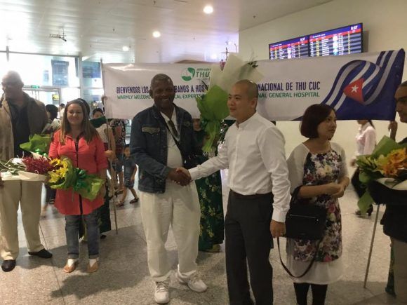 medicos cubanos en Vietnam 1 580x435