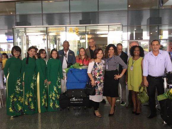 medicos cubanos en Vietnam 2 580x435