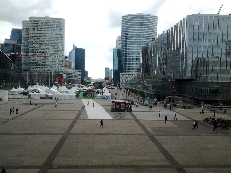 La Défense París 6