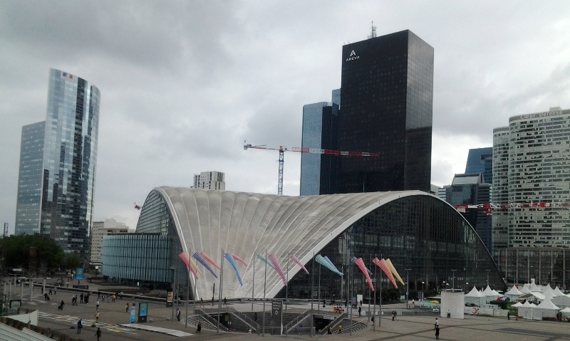 La Défense París 7