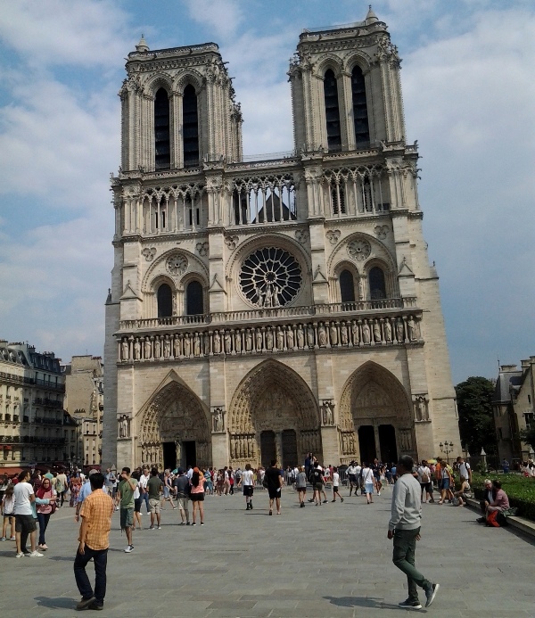 Notre Dame 3