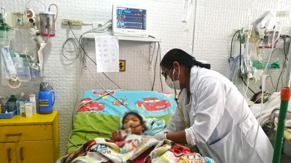 w1920 p16x9 Sala de Emergencia Hospital del Niño Bolivia 580x326