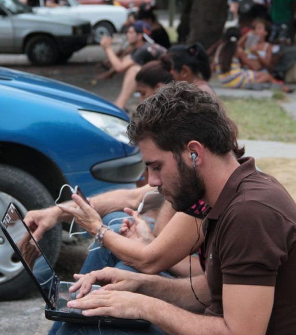 wifi etecsa parque 1 580x655