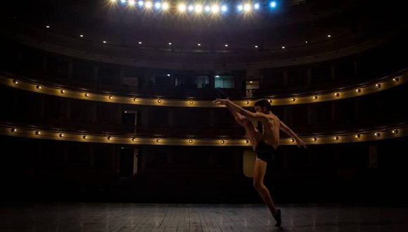yasiel hodelin ballet2 580x330